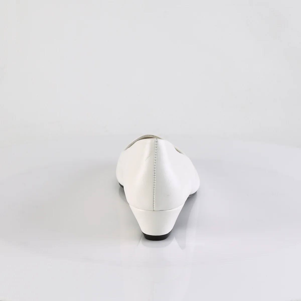 GWEN-01 White Faux Leather - Image 4