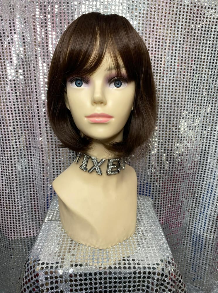 Natural Colour Straight Bob w/ Fringe - Image 5