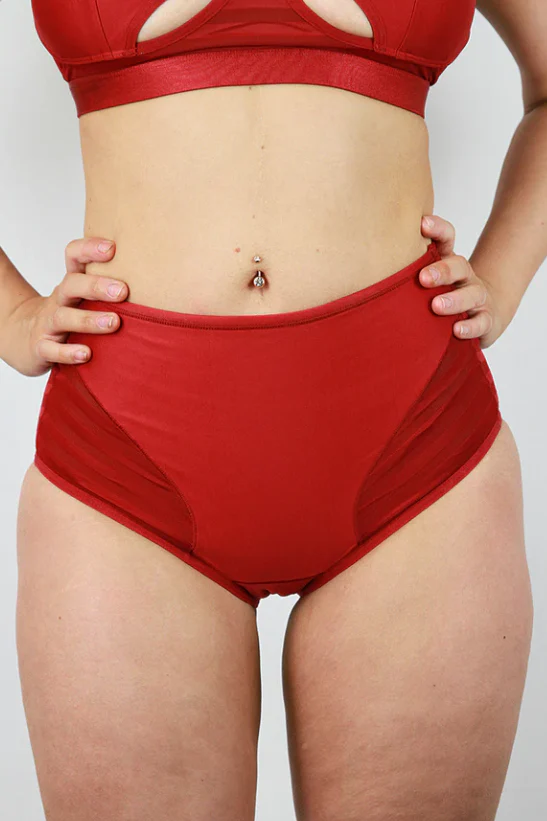 Rarr Alexis Mid Waist Short - Black - Image 13