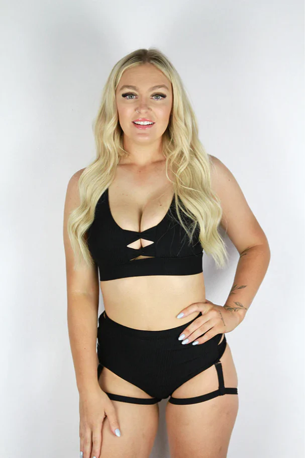Sasha Mid Waist Garter Short - Black