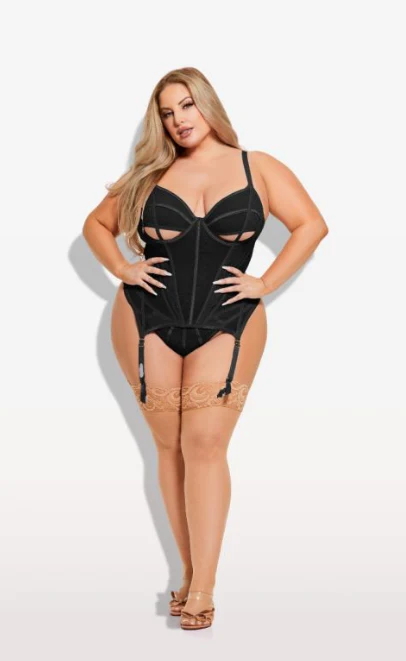 Vivienne Lace & Micro Bustier & G String Set - Black - Image 4
