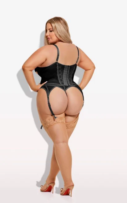 Vivienne Lace & Micro Bustier & G String Set - Black - Image 5