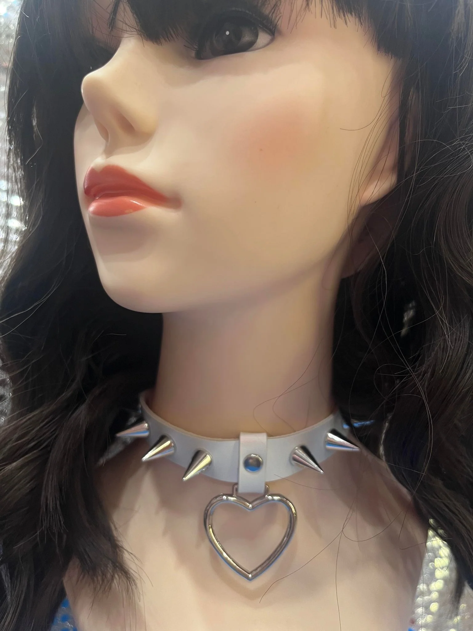White Choker Styles - Image 10