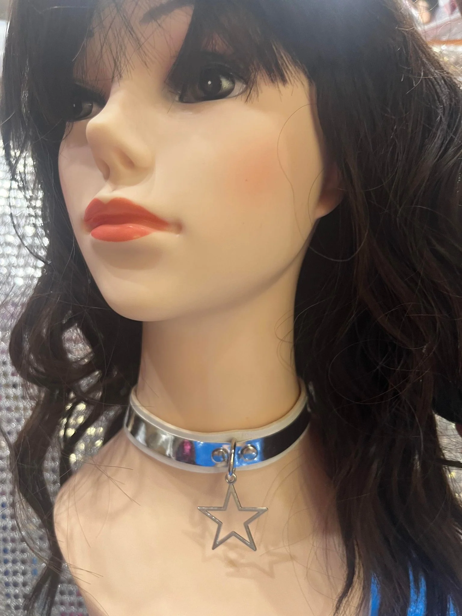 White Choker Styles - Image 3