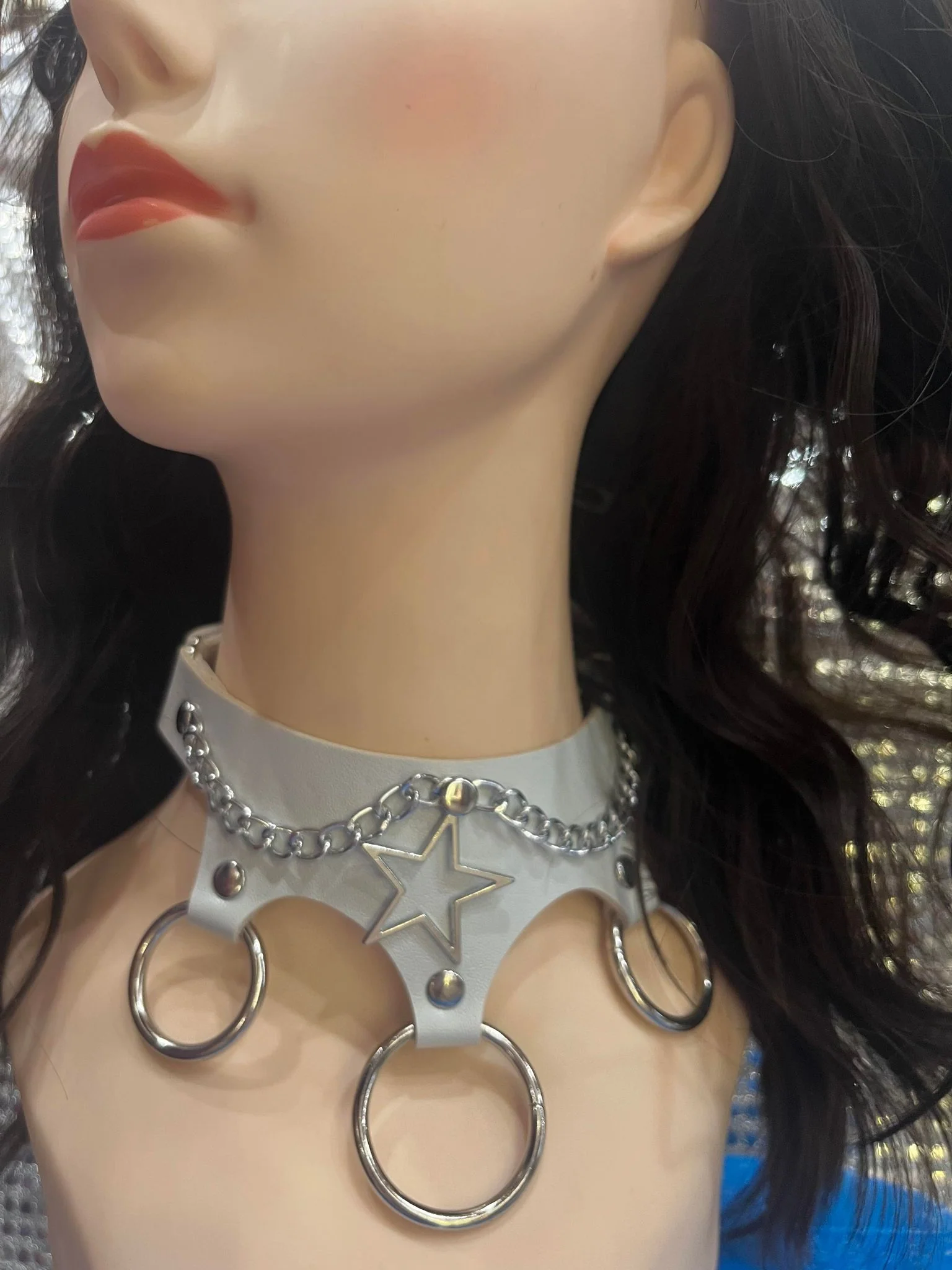 White Choker Styles - Image 4